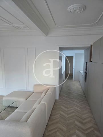 3 makuuhuone Kattohuoneisto vuokrattavana paikassa La Gran Via, Valencia kaupunki - 3 500 € (Ref: 9752120)