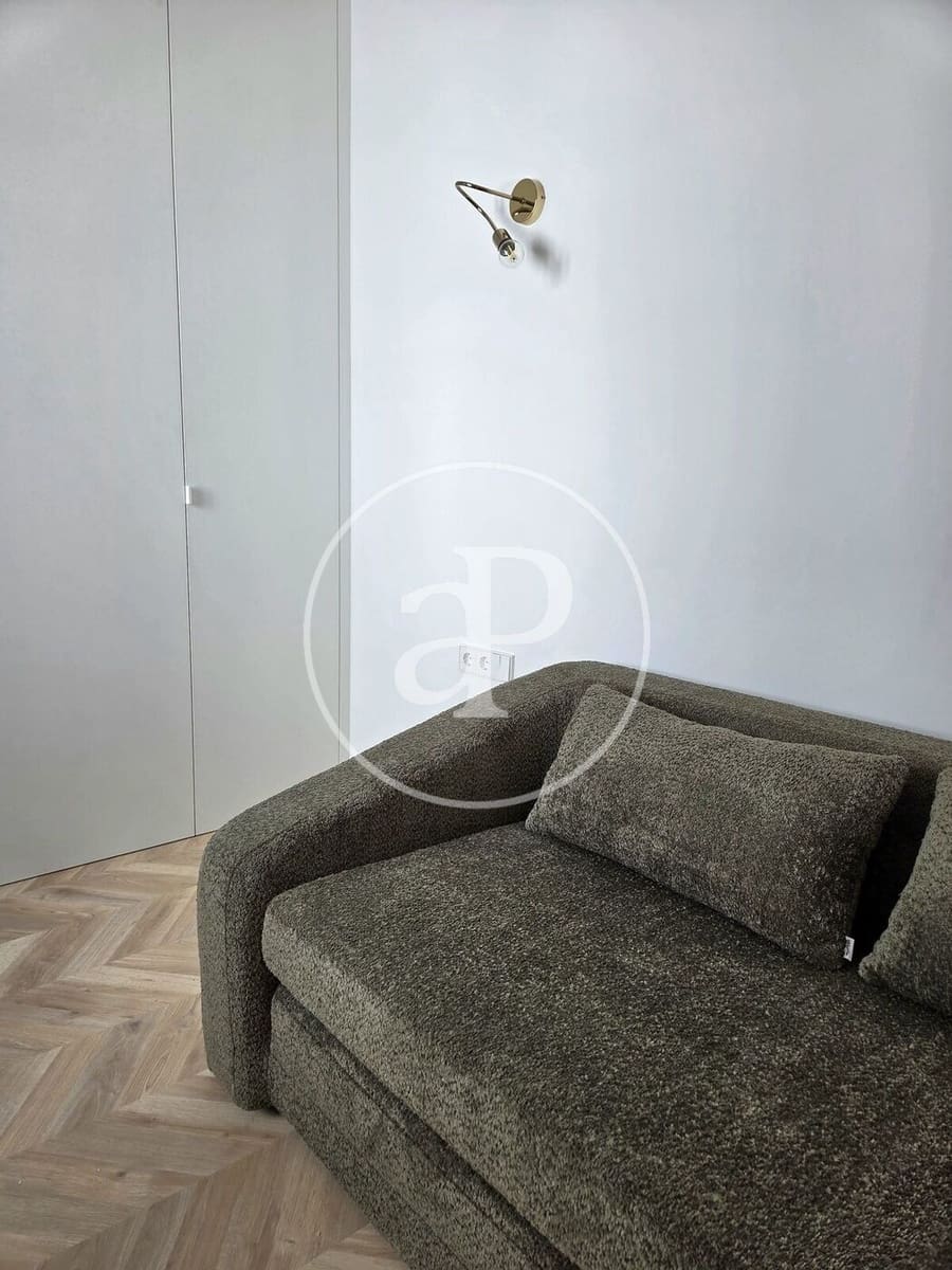 3 makuuhuone Kattohuoneisto vuokrattavana paikassa Valencia kaupunki - 3 500 € (Ref: 9752120)