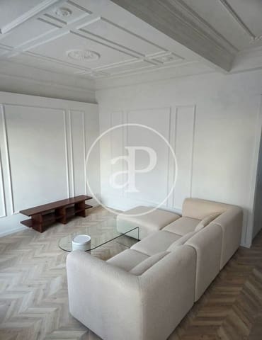 3 makuuhuone Kattohuoneisto vuokrattavana paikassa La Gran Via, Valencia kaupunki - 3 500 € (Ref: 9752120)