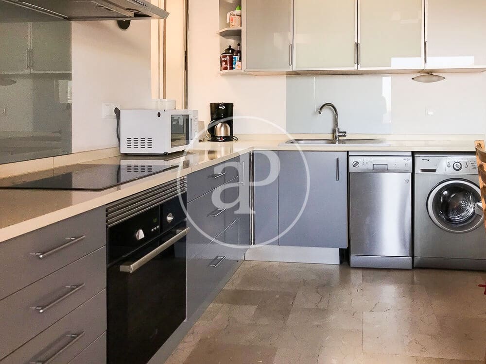 3 sypialnia Penthouse do wynajęcia w Miasto Walencja - 1 650 € (Ref: 9752122)