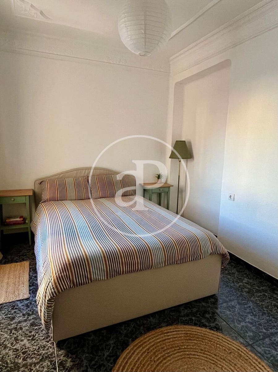 2 bedroom Apartment for rent in Valencia city - € 1,500 (Ref: 9755794)