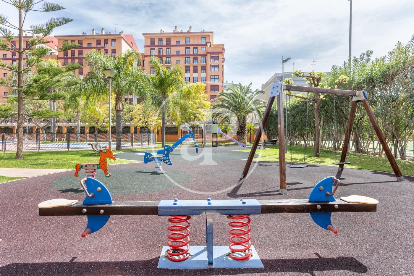 3 soveværelse Lejlighed til leje i Valencia by med swimmingpool - € 2.100 (Ref: 9755796)