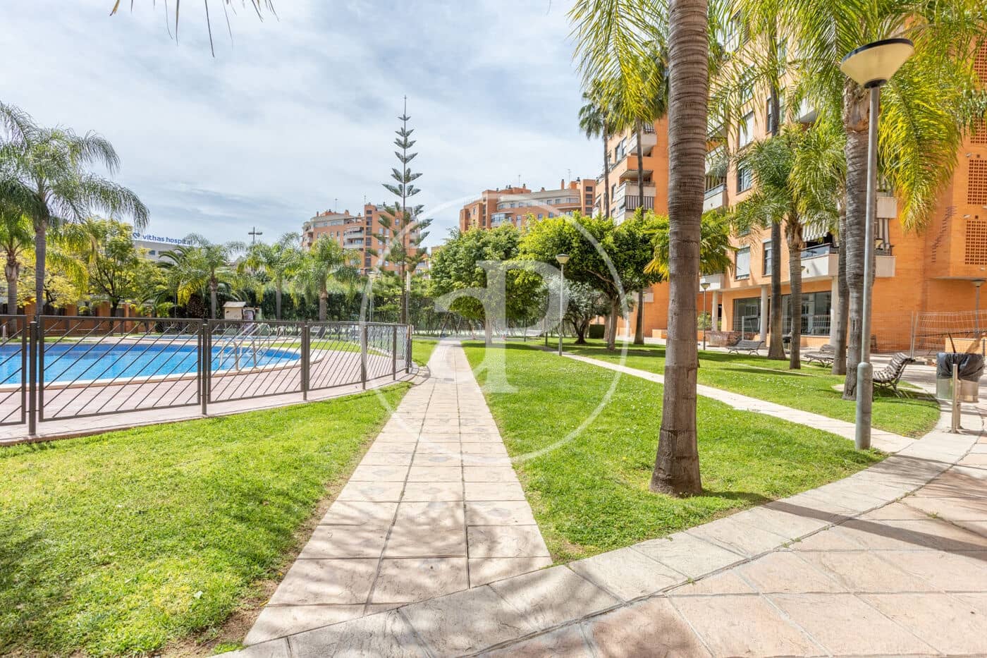 3 soveværelse Lejlighed til leje i Valencia by med swimmingpool - € 2.100 (Ref: 9755796)