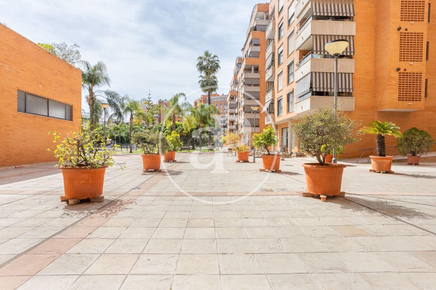 3 soveværelse Lejlighed til leje i Valencia by med swimmingpool - € 2.100 (Ref: 9755796)