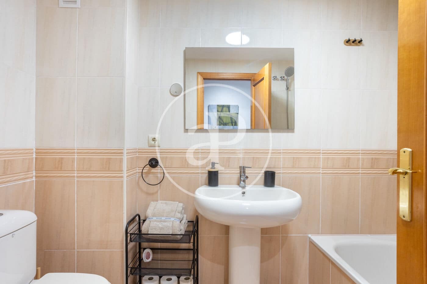 3 soveværelse Lejlighed til leje i Valencia by med swimmingpool - € 2.100 (Ref: 9755796)