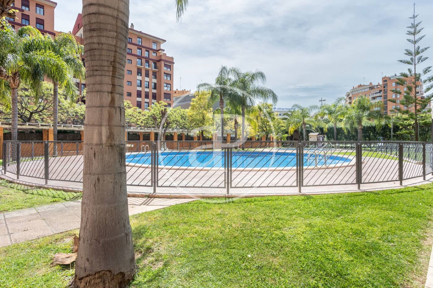 3 soveværelse Lejlighed til leje i Valencia by med swimmingpool - € 2.100 (Ref: 9755796)