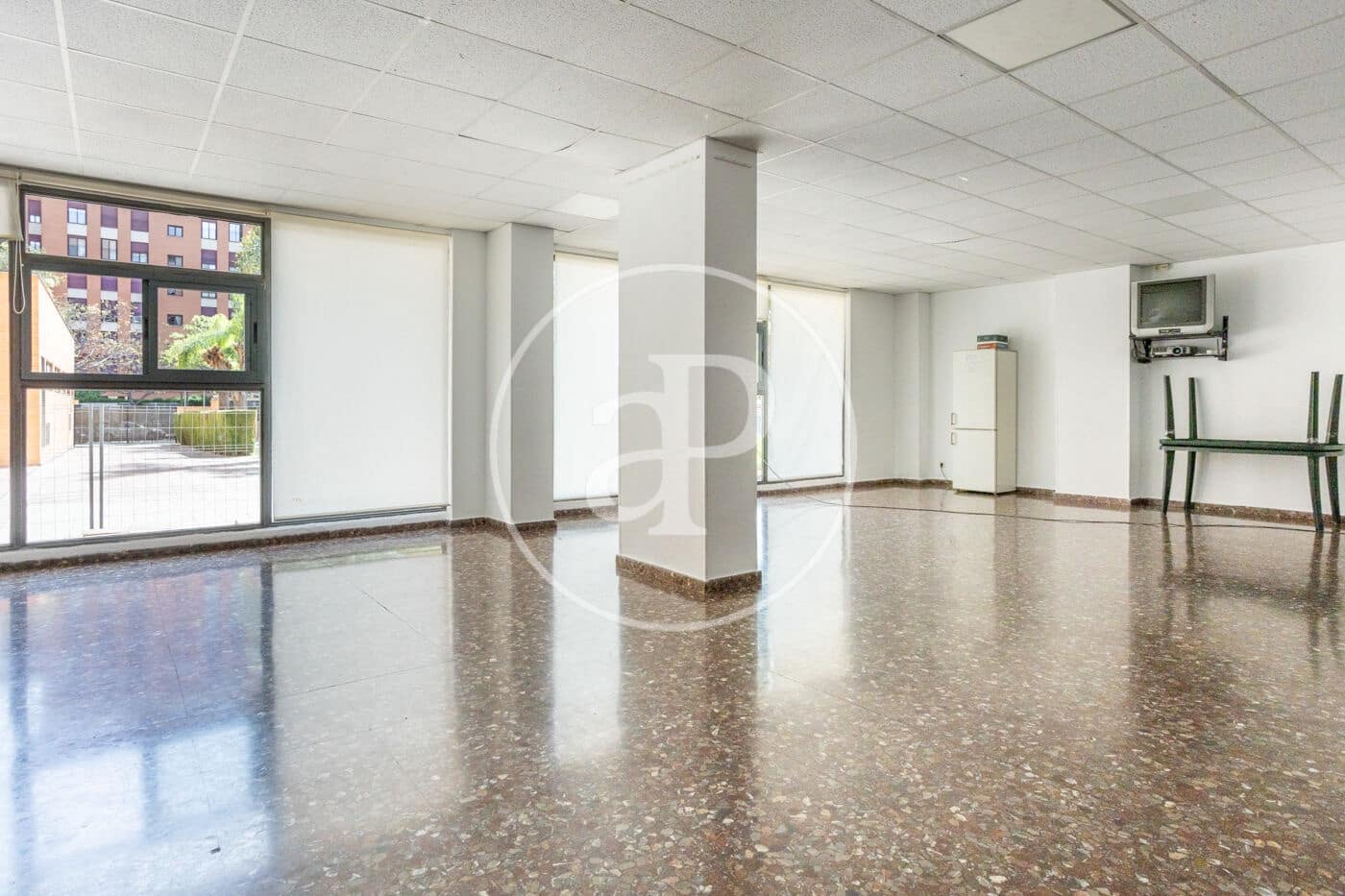 3 soveværelse Lejlighed til leje i Valencia by med swimmingpool - € 2.100 (Ref: 9755796)