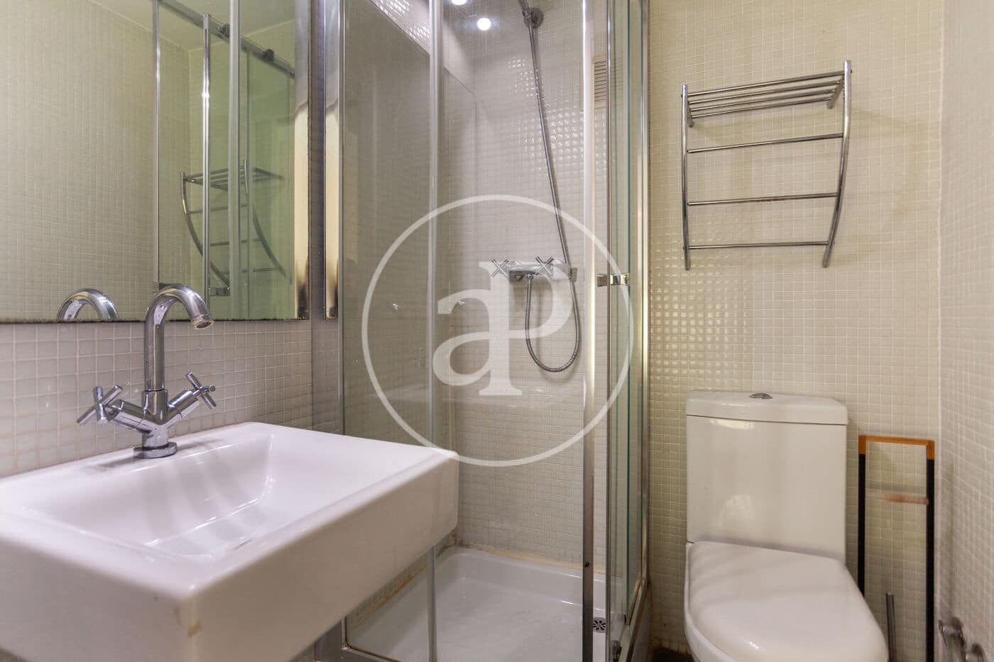 1 sovrum Lägenhet att hyra i Valencia stad med pool - 1 300 € (Ref: 9755797)