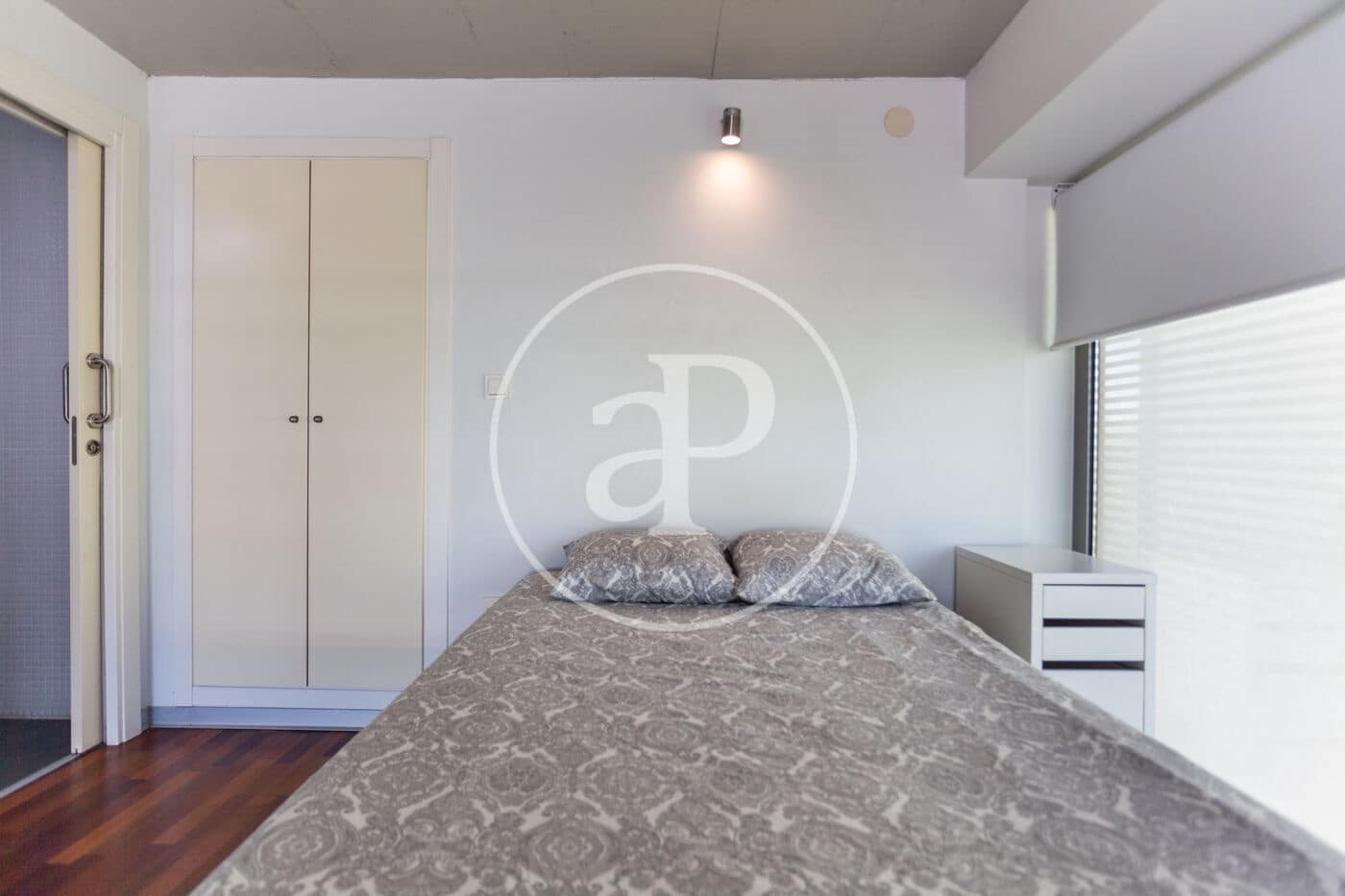 1 sovrum Lägenhet att hyra i Valencia stad med pool - 1 300 € (Ref: 9755797)