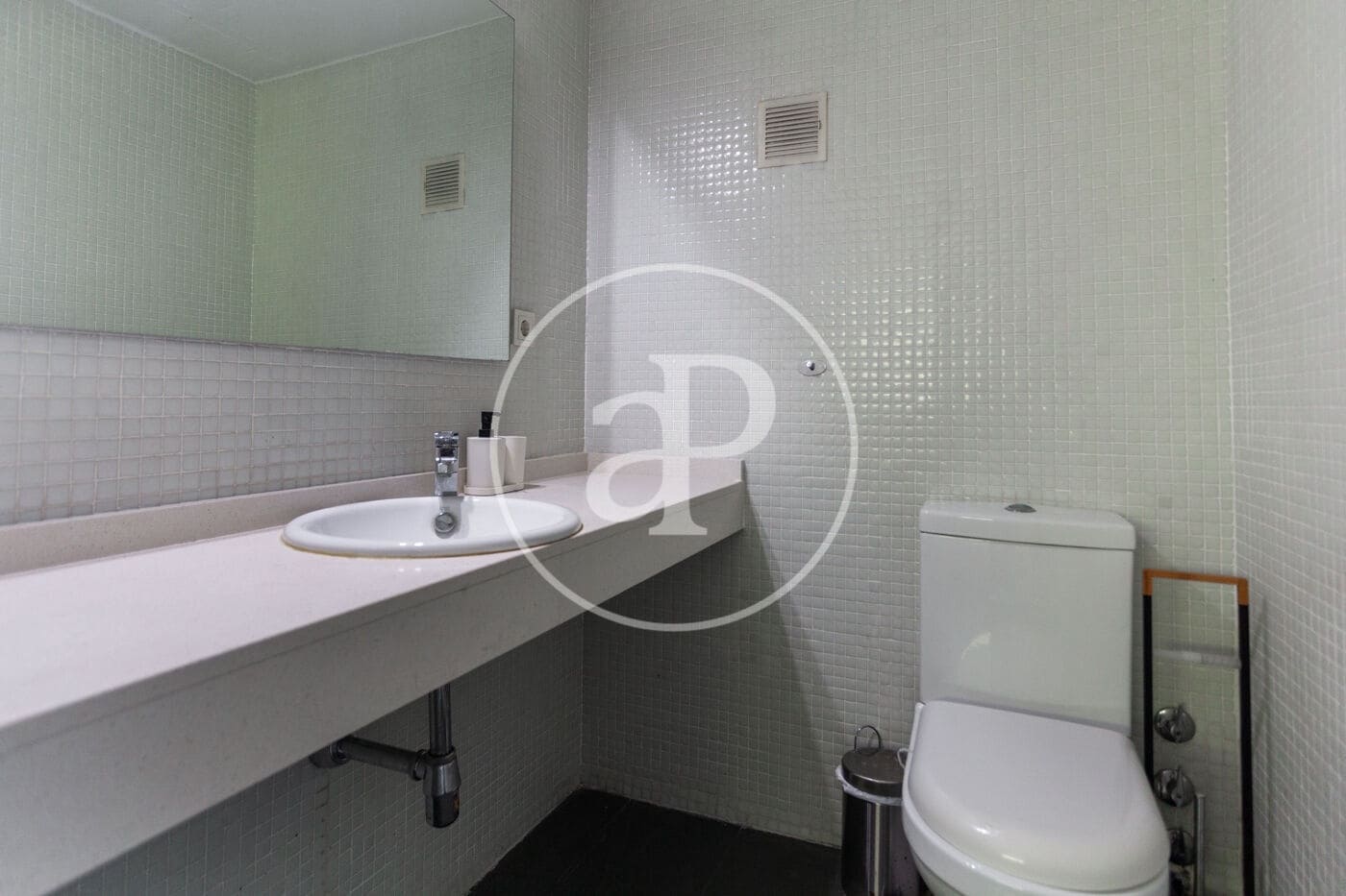 1 sovrum Lägenhet att hyra i Valencia stad med pool - 1 300 € (Ref: 9755797)