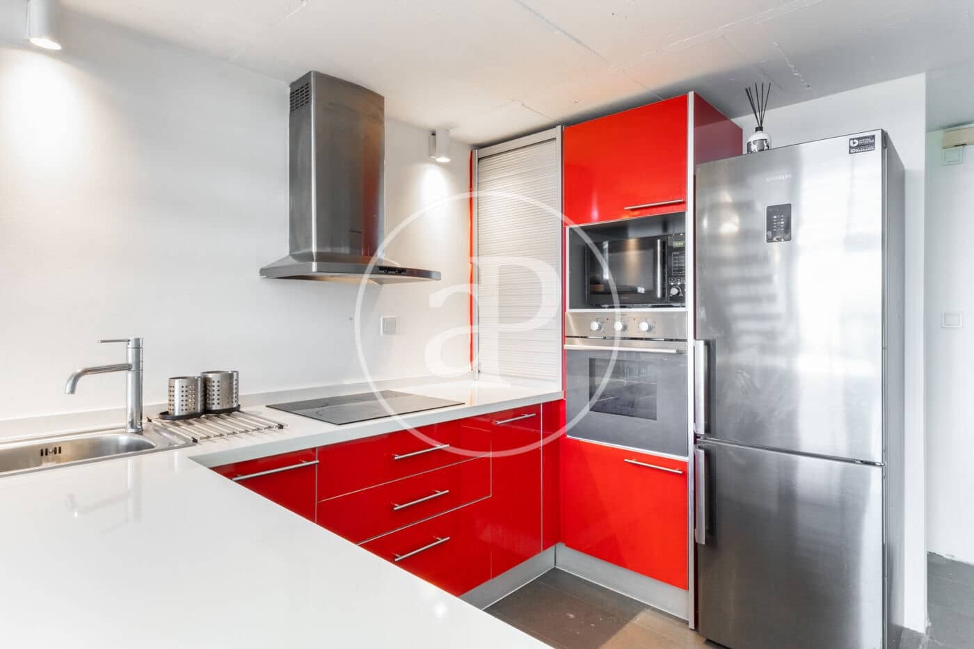 1 makuuhuone Huvila vuokrattavana paikassa Valencia kaupunki mukana uima-altaan - 1 200 € (Ref: 9755798)