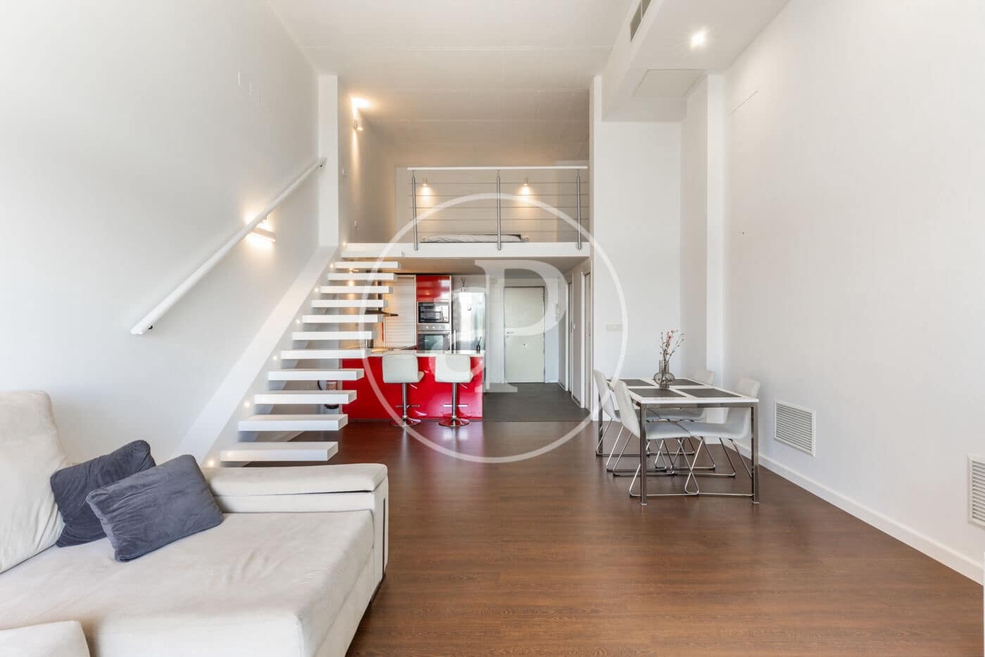 1 makuuhuone Huvila vuokrattavana paikassa Valencia kaupunki mukana uima-altaan - 1 200 € (Ref: 9755798)