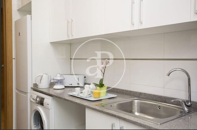 1 soveværelse Lejlighed til leje i Sant Francesc, Valencia by - € 1.250 (Ref: 9755799)