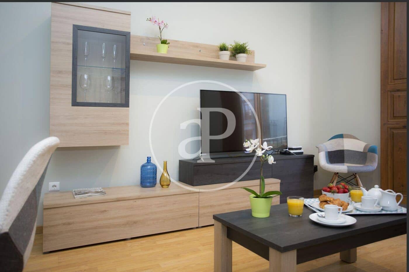 1 soveværelse Lejlighed til leje i Valencia by - € 1.250 (Ref: 9755799)