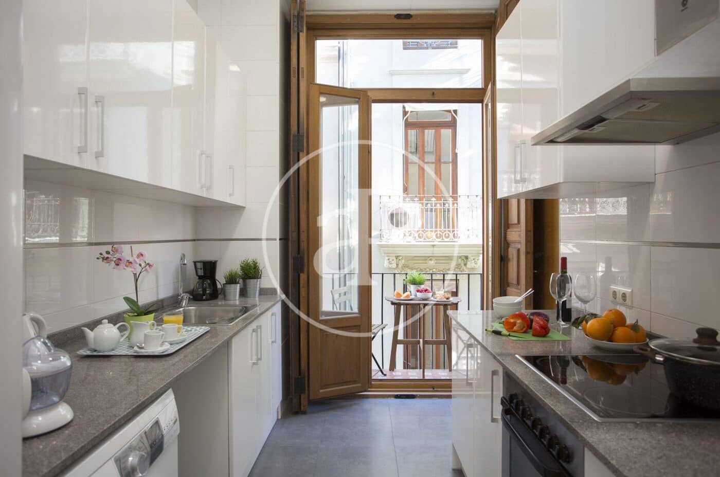 1 soveværelse Lejlighed til leje i Valencia by - € 1.250 (Ref: 9755799)