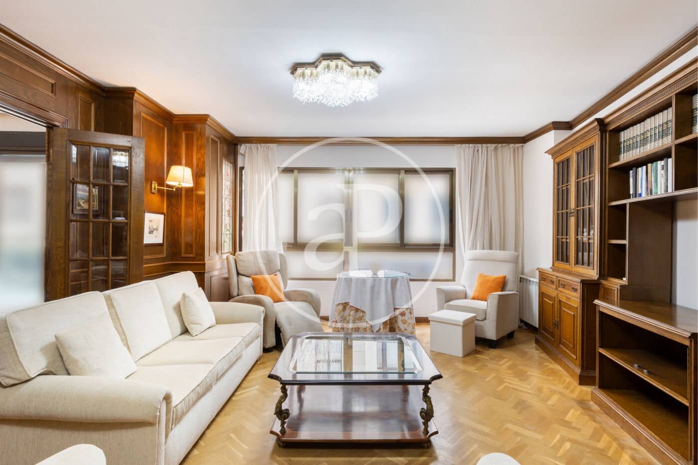 4 soveværelse Lejlighed til leje i Valencia by - € 2.500 (Ref: 9758868)