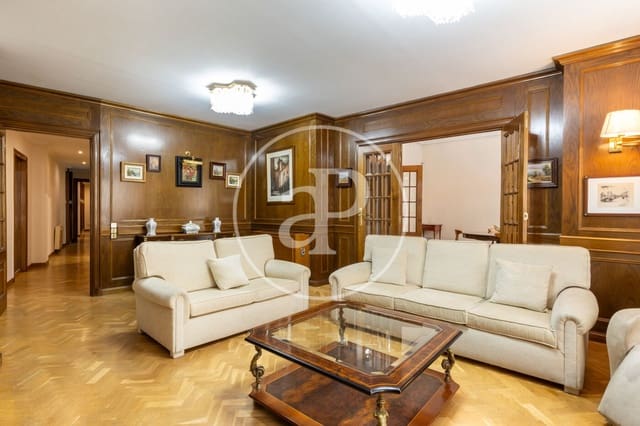 4 quarto Apartamento para arrendar em El Pla del Remei, Valência cidade - 2 500 € (Ref: 9758868)