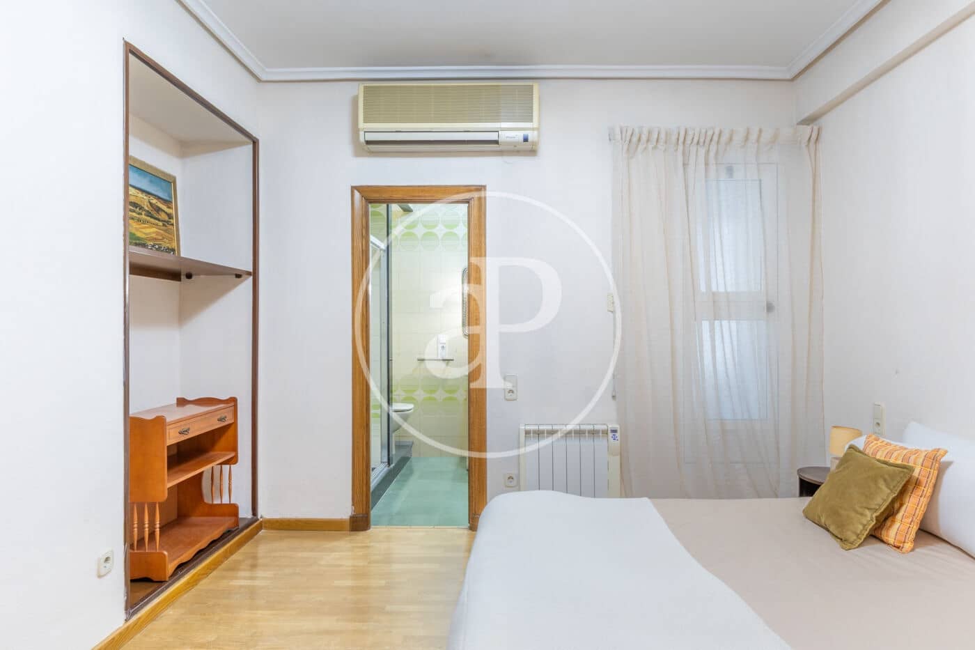 4 soveværelse Lejlighed til leje i Valencia by - € 2.500 (Ref: 9758868)