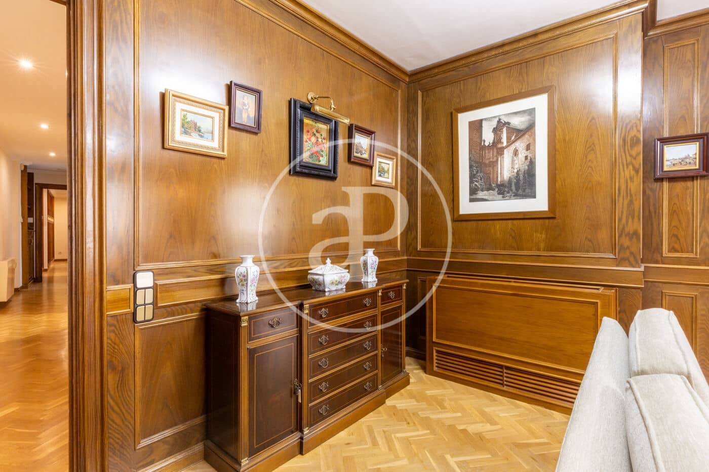 4 soveværelse Lejlighed til leje i Valencia by - € 2.500 (Ref: 9758868)