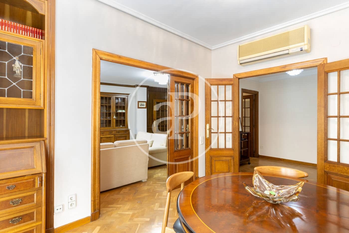 4 soveværelse Lejlighed til leje i Valencia by - € 2.500 (Ref: 9758868)