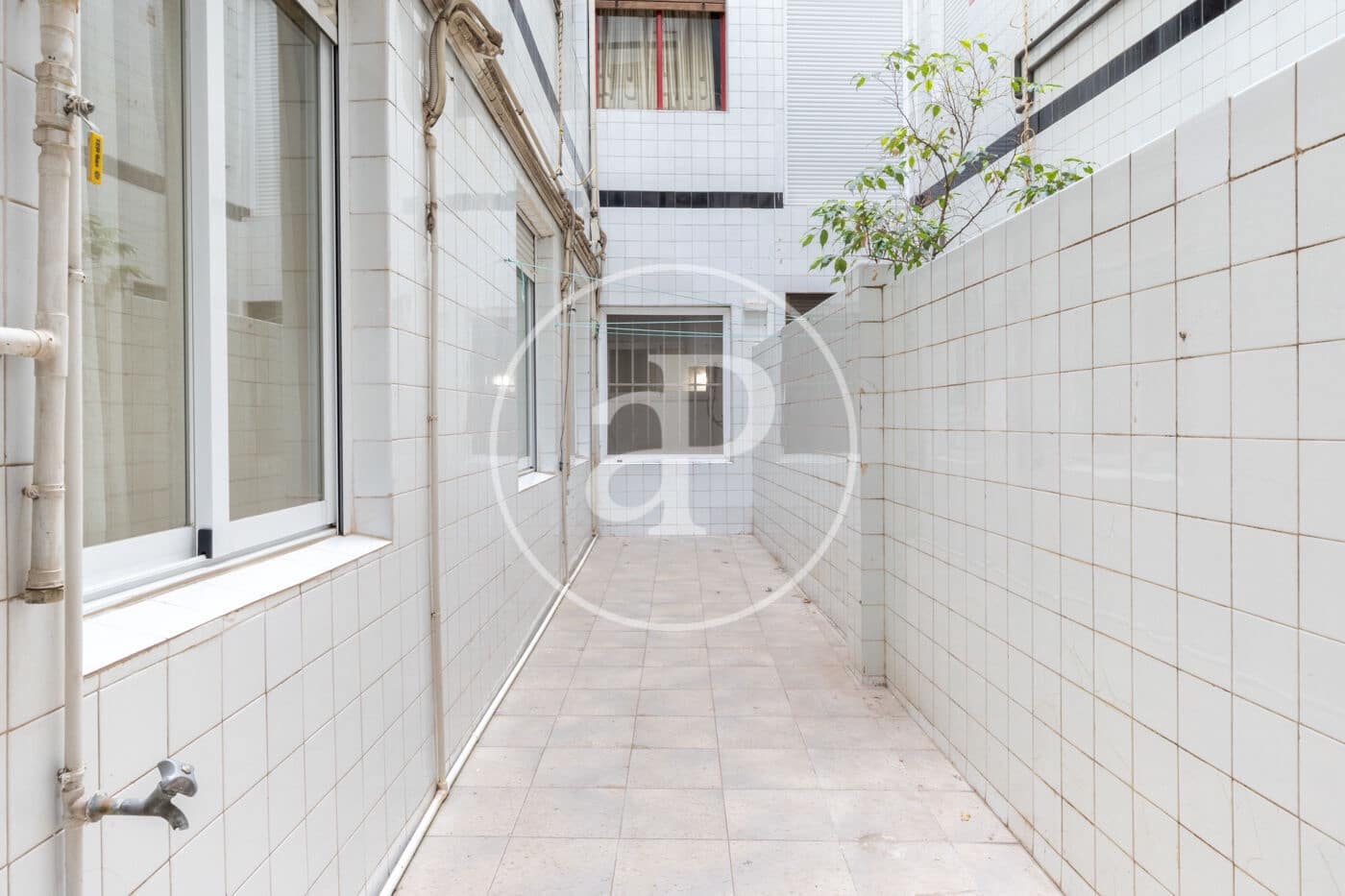 4 soveværelse Lejlighed til leje i Valencia by - € 2.500 (Ref: 9758868)