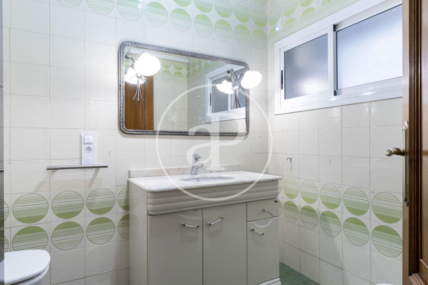 4 soveværelse Lejlighed til leje i Valencia by - € 2.500 (Ref: 9758868)