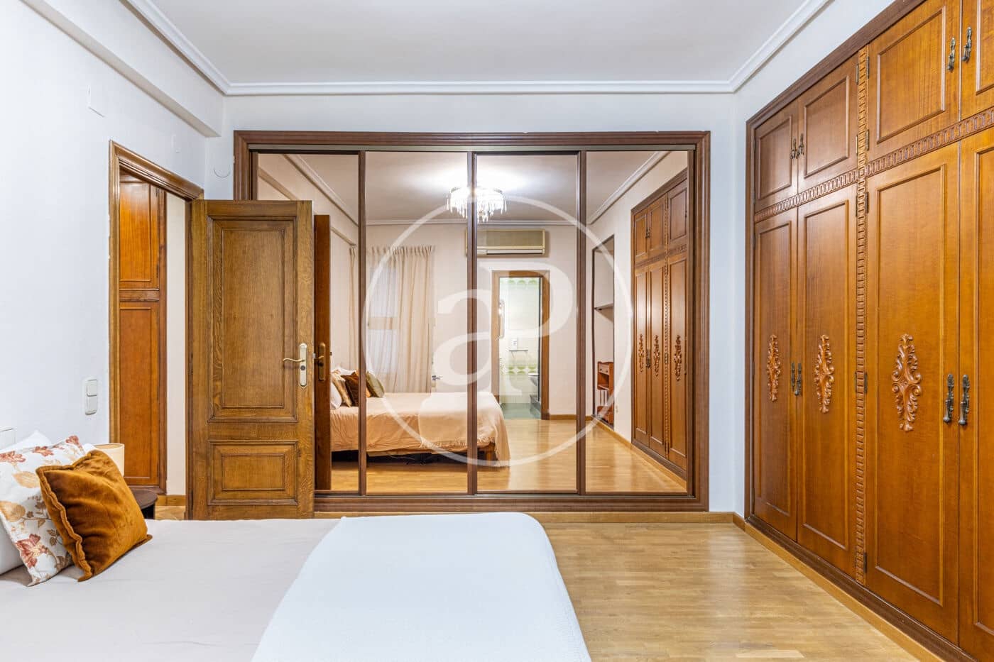 4 soveværelse Lejlighed til leje i Valencia by - € 2.500 (Ref: 9758868)