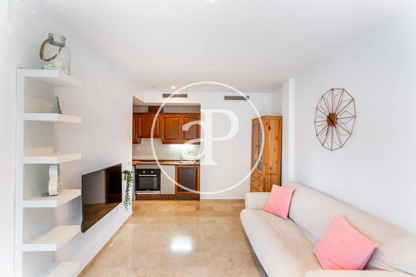 Appartement de 2 chambres à louer à Chiva avec piscine - 1 200 € (Ref: 9758869)