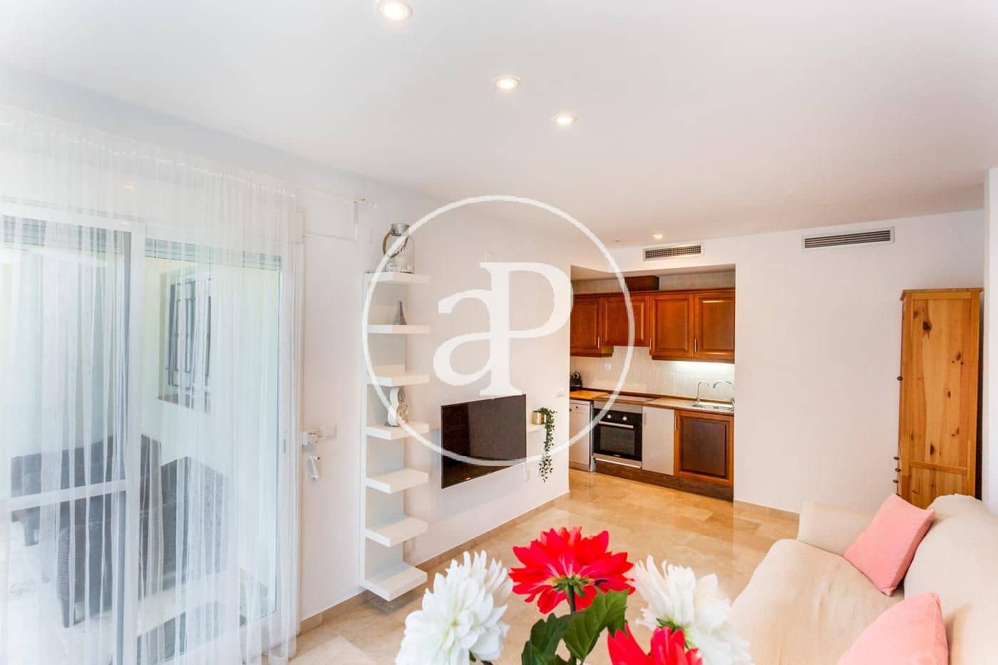 Appartement de 2 chambres à louer à Chiva avec piscine - 1 200 € (Ref: 9758869)