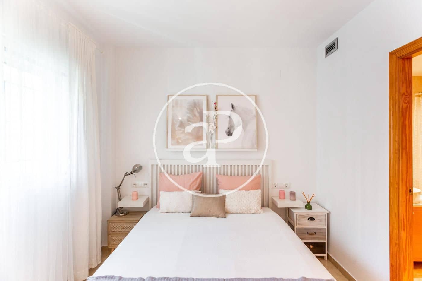 Appartement de 2 chambres à louer à Chiva avec piscine - 1 200 € (Ref: 9758869)