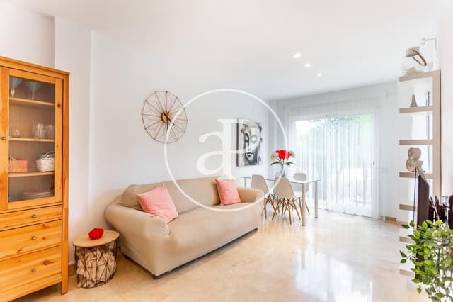 2 soverom Leilighet til leie i Chiva med svømmebasseng - € 1 200 (Ref: 9758869)