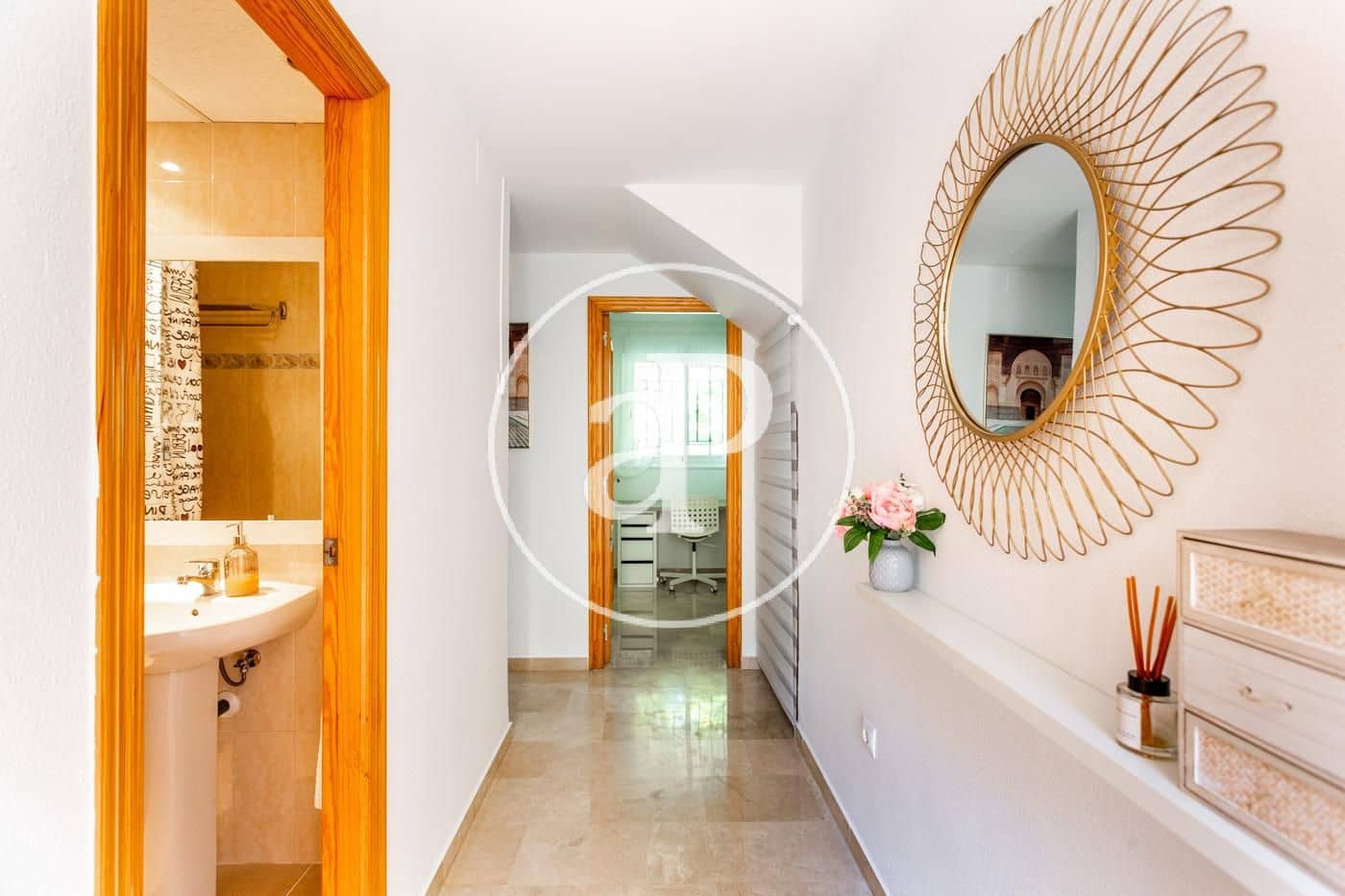 Appartement de 2 chambres à louer à Chiva avec piscine - 1 200 € (Ref: 9758869)