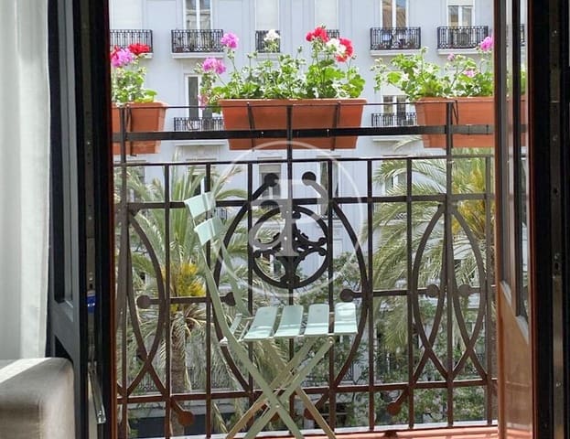 2 slaapkamer Appartement te koop in La Gran Via, Valencia stad - € 570.000 (Ref: 9758870)