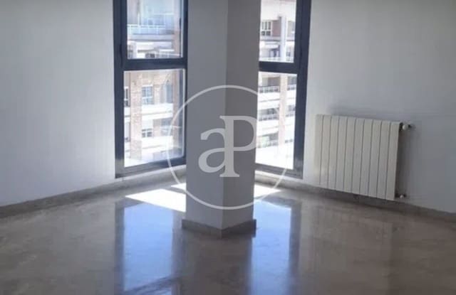 4 makuuhuone Huoneisto vuokrattavana paikassa Ciutat de les Arts i de les Ciencies, Valencia kaupunki mukana uima-altaan 
autotalli - 2 200 € (Ref: 9758872)