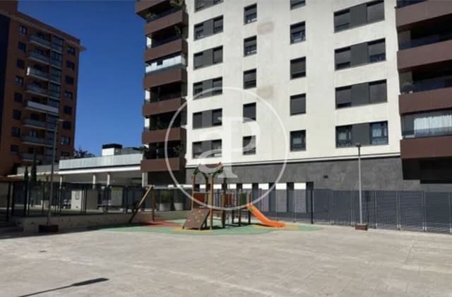 4 makuuhuone Huoneisto vuokrattavana paikassa Ciutat de les Arts i de les Ciencies, Valencia kaupunki mukana uima-altaan 
autotalli - 2 200 € (Ref: 9758872)