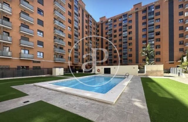 4 makuuhuone Huoneisto vuokrattavana paikassa Ciutat de les Arts i de les Ciencies, Valencia kaupunki mukana uima-altaan 
autotalli - 2 200 € (Ref: 9758872)