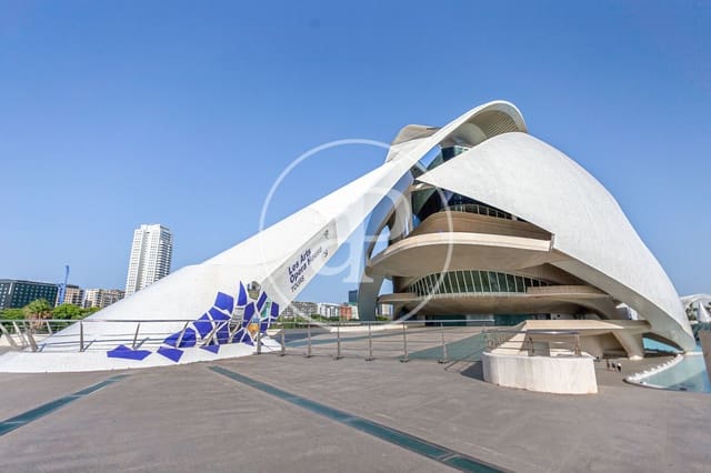 4 makuuhuone Huoneisto vuokrattavana paikassa Ciutat de les Arts i de les Ciencies, Valencia kaupunki mukana uima-altaan 
autotalli - 2 200 € (Ref: 9758872)