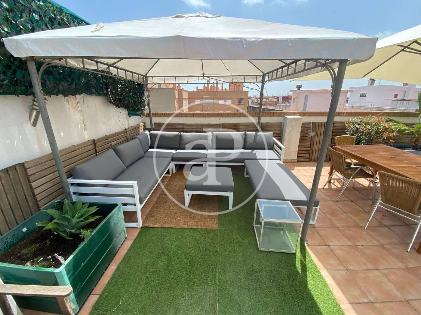 2 bedroom Penthouse for rent in Torrent with pool - € 1,800 (Ref: 9762055)