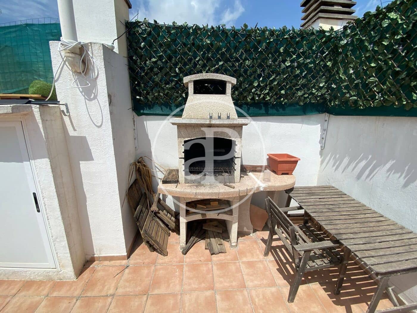 2 bedroom Penthouse for rent in Torrent with pool - € 1,800 (Ref: 9762055)