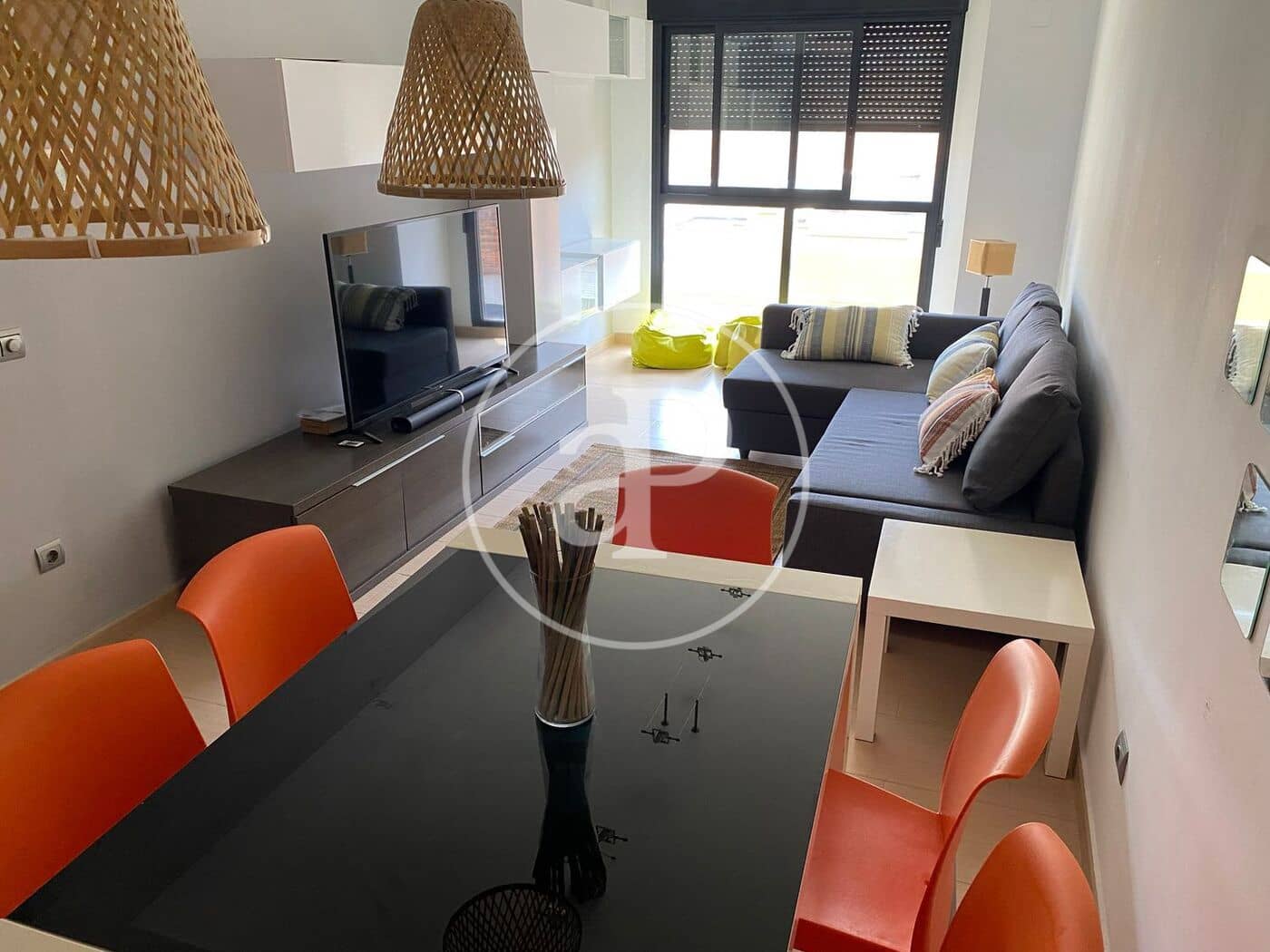 2 bedroom Penthouse for rent in Torrent with pool - € 1,800 (Ref: 9762055)