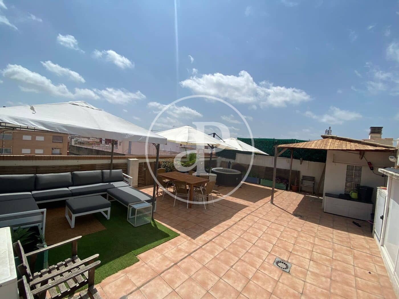 2 bedroom Penthouse for rent in Torrent with pool - € 1,800 (Ref: 9762055)