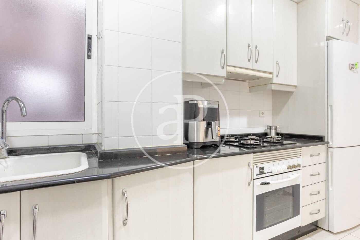 4 bedroom Apartment for rent in Valencia city - € 2,500 (Ref: 9762057)