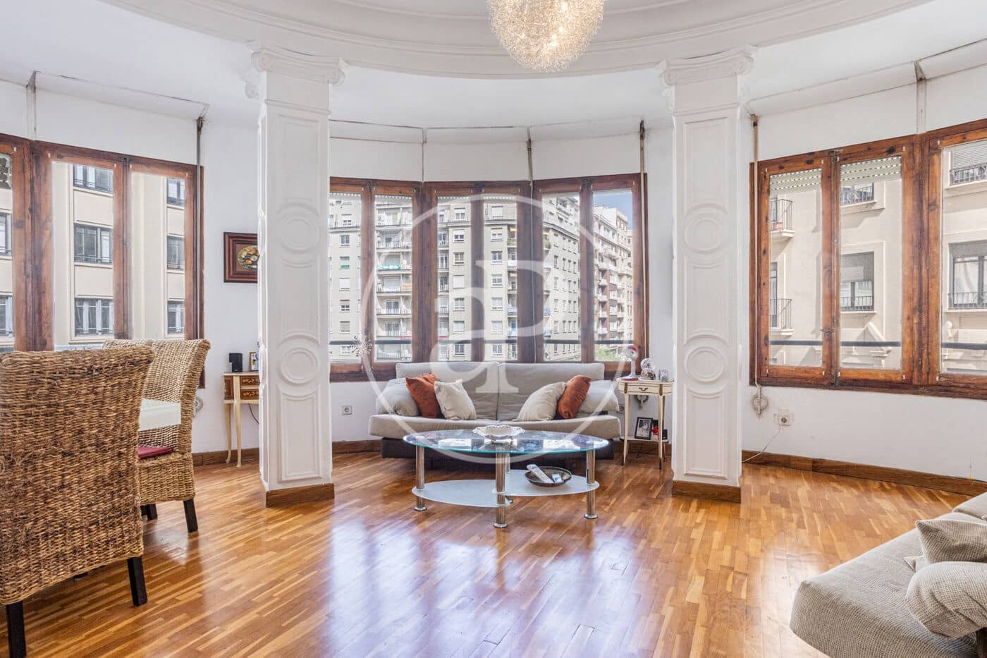 4 bedroom Apartment for rent in Valencia city - € 2,500 (Ref: 9762057)