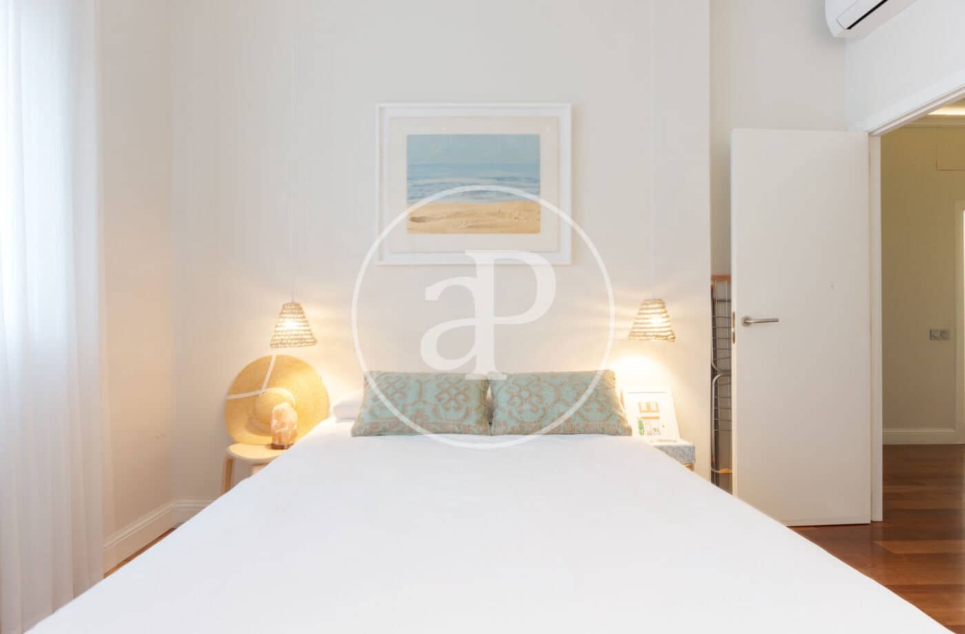 3 bedroom Apartment for sale in Valencia city - € 820,000 (Ref: 9762058)