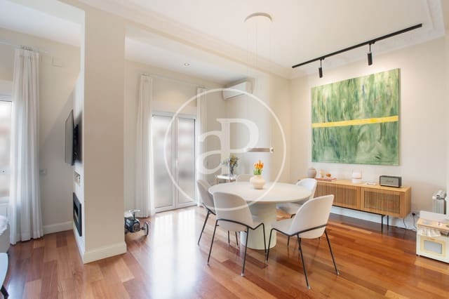 3 bedroom Apartment for sale in La Gran Via, Valencia city - € 820,000 (Ref: 9762058)