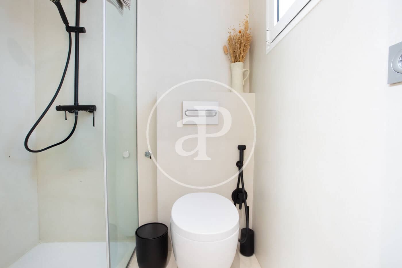 3 bedroom Apartment for sale in Valencia city - € 820,000 (Ref: 9762058)