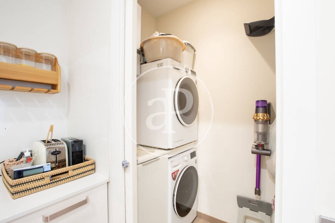 3 bedroom Apartment for sale in Valencia city - € 820,000 (Ref: 9762058)