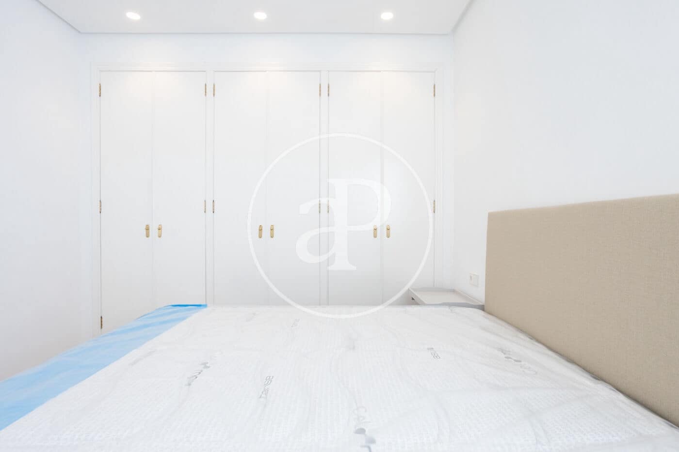 2 soveværelse Lejlighed til leje i Valencia by - € 2.400 (Ref: 9762059)