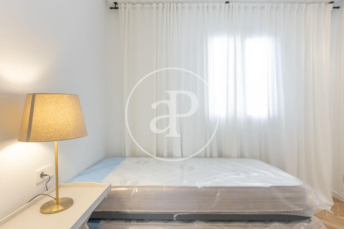 2 soveværelse Lejlighed til leje i Valencia by - € 2.400 (Ref: 9762059)