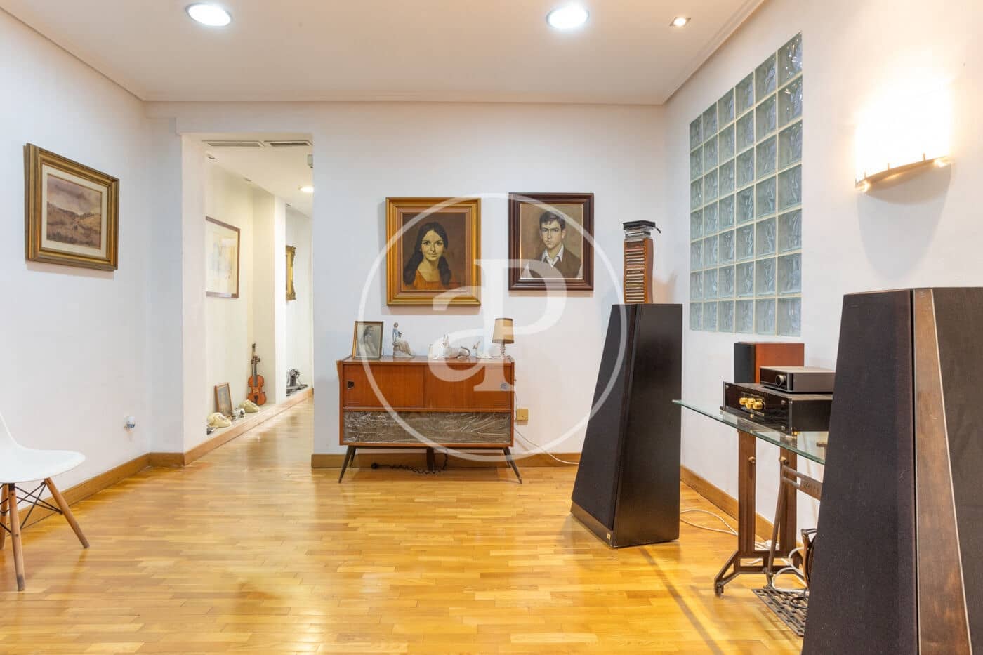 2 soveværelse Lejlighed til leje i Valencia by - € 2.400 (Ref: 9762059)